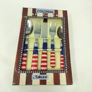 Brand New Vintage 1999 Sakura 20 Piece Patriotic Flag Colonial Flatware Set